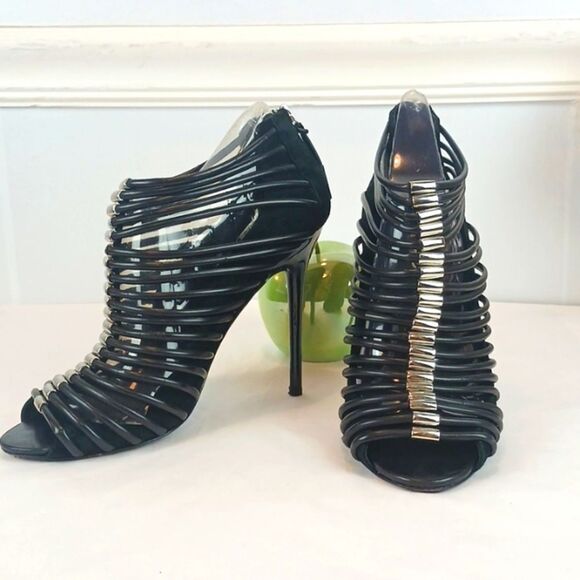 L.A.M.B. WALCOT black high heel leather strappy sandals size 10M - Picture 1 of 14
